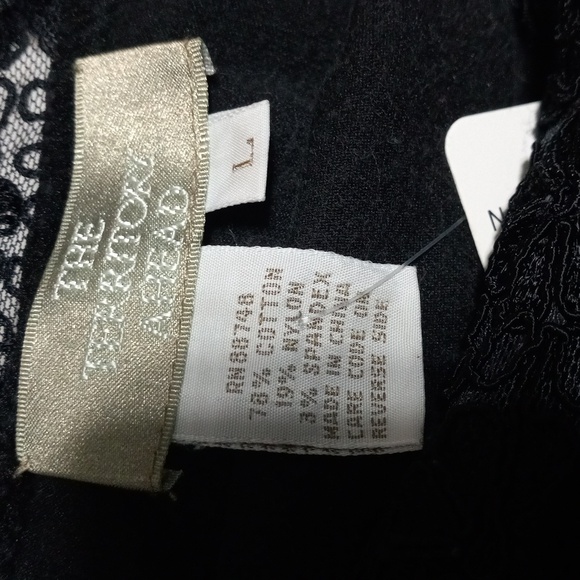 The Territory Ahead Elegant Top: L & Forwear N.Y. Black Skirt: XL, 2 pc Set - Picture 3 of 13